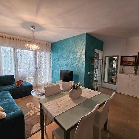 Sea&Sun&Sand Cosy Apartment In Durrës Kültér fotó
