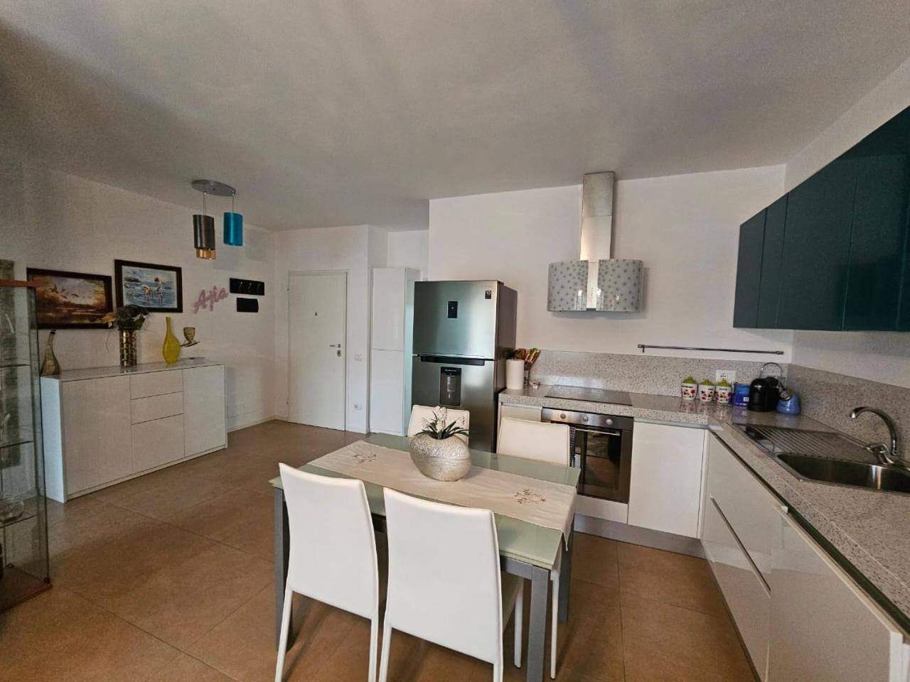 Sea&Sun&Sand Cosy Apartment In Durrës Kültér fotó